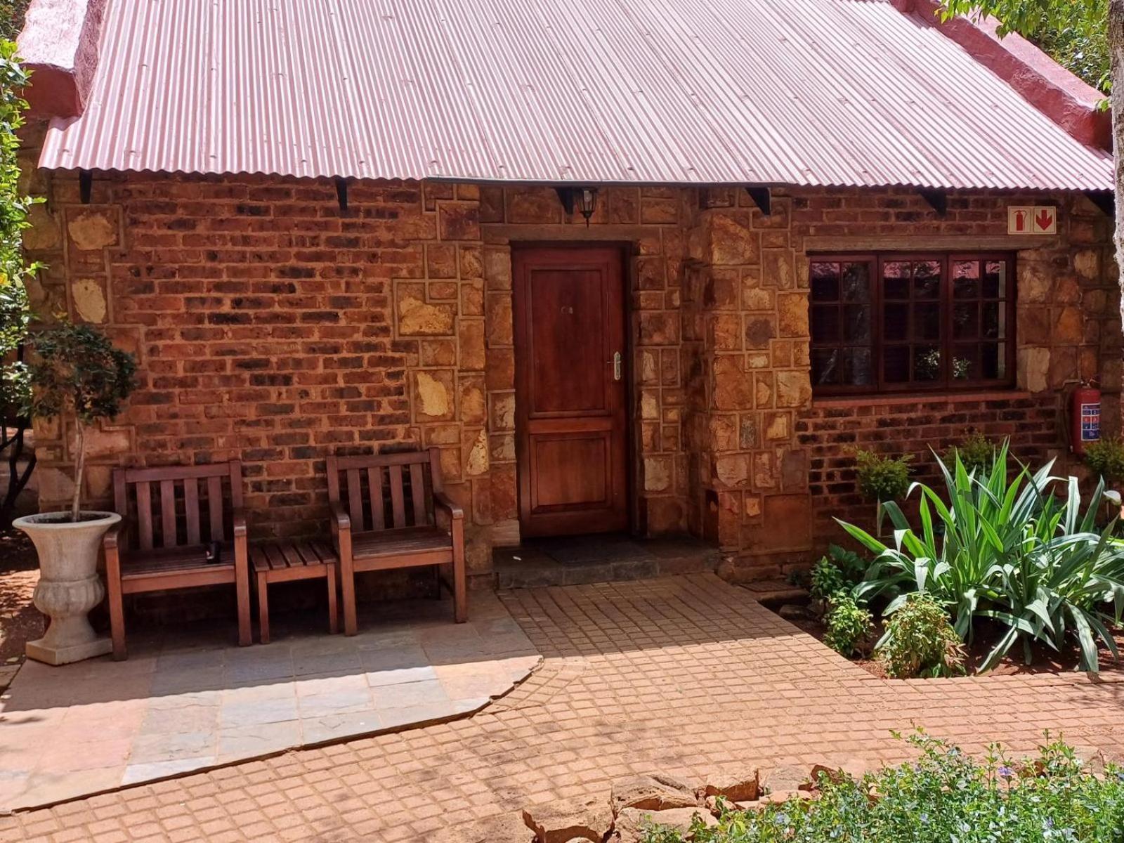 Critchley Hackle Lodge Dullstroom Rum bild