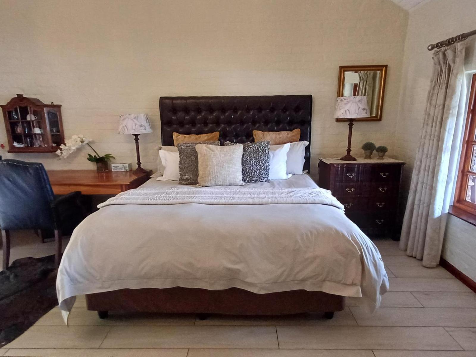 Critchley Hackle Lodge Dullstroom Rum bild
