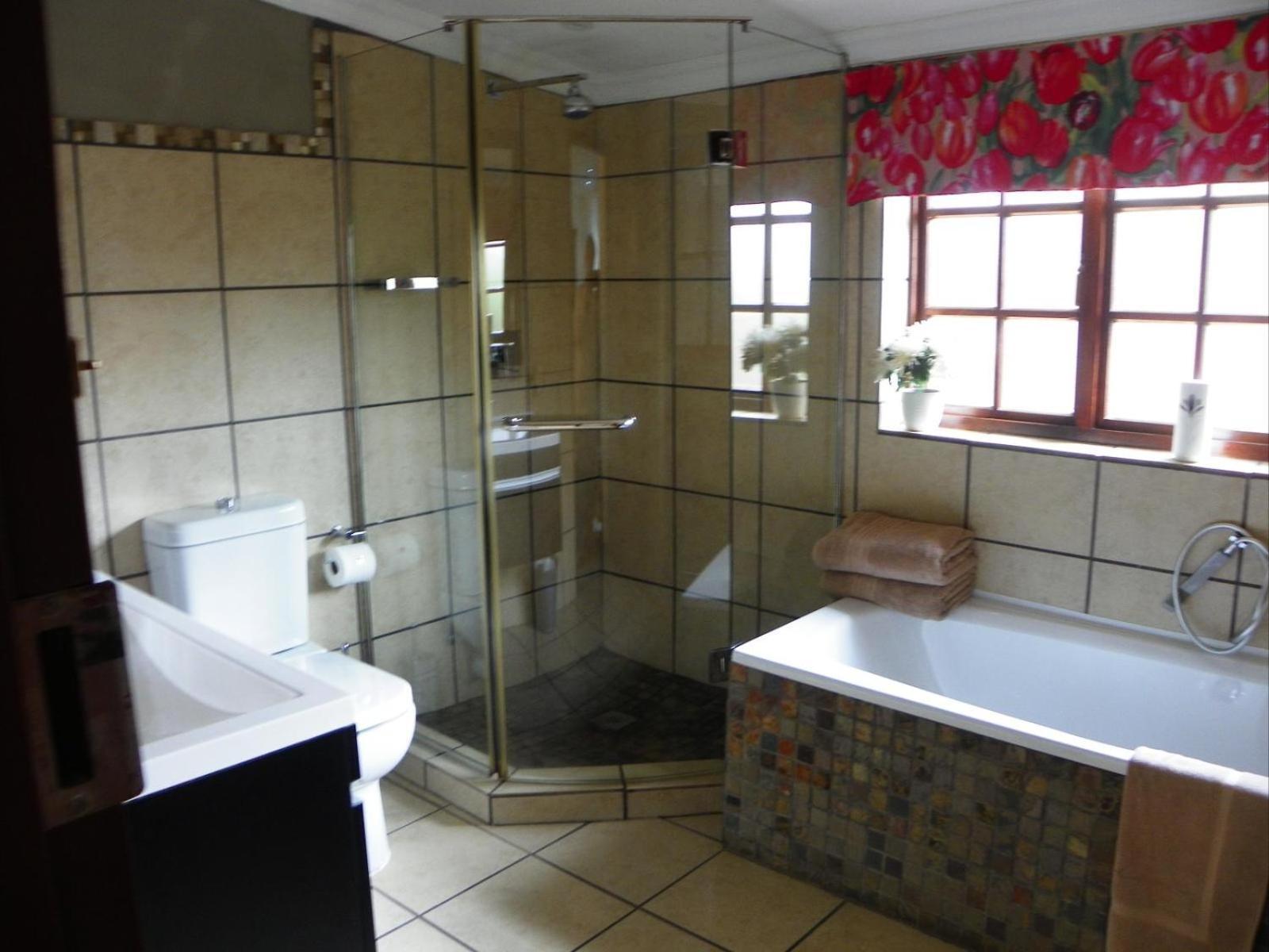 Critchley Hackle Lodge Dullstroom Rum bild